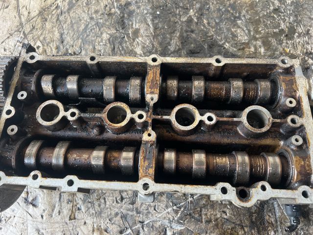 bontott VW BORA Vezérműtengely Házzal