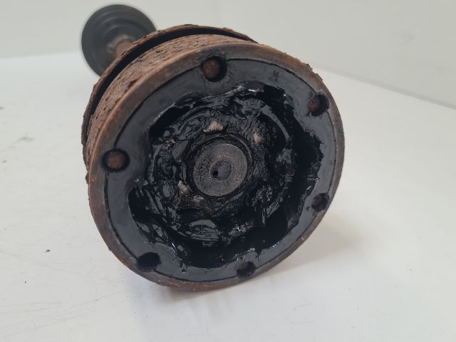 bontott VW BORA Bal hátsó Féltengely