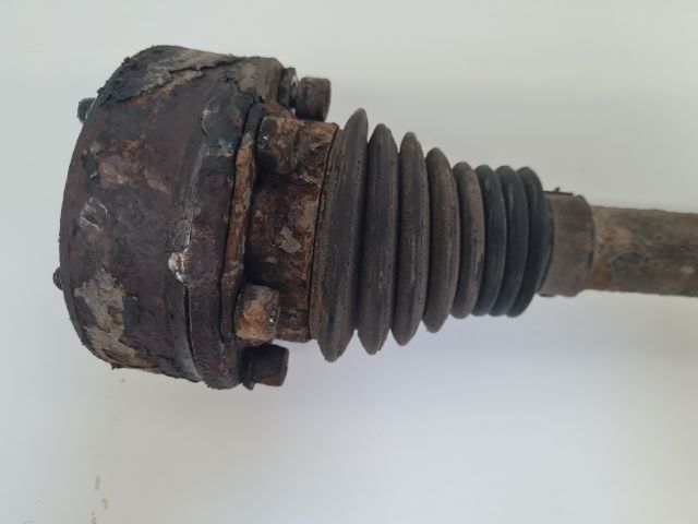 bontott VW BORA Bal hátsó Féltengely