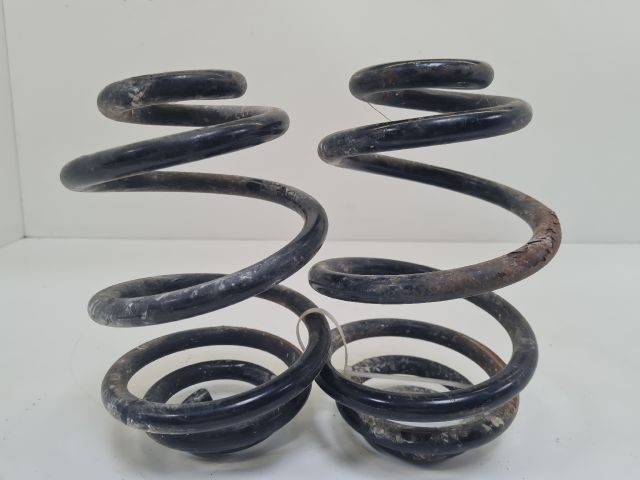 bontott VW BORA Hátsó Rugó Pár