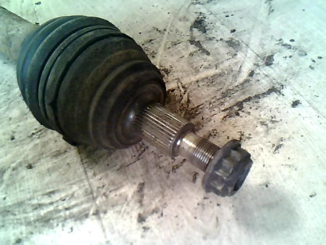 bontott VW BORA Bal Féltengely