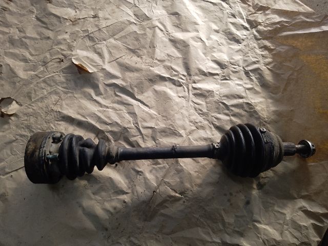 bontott VW BORA Bal Féltengely