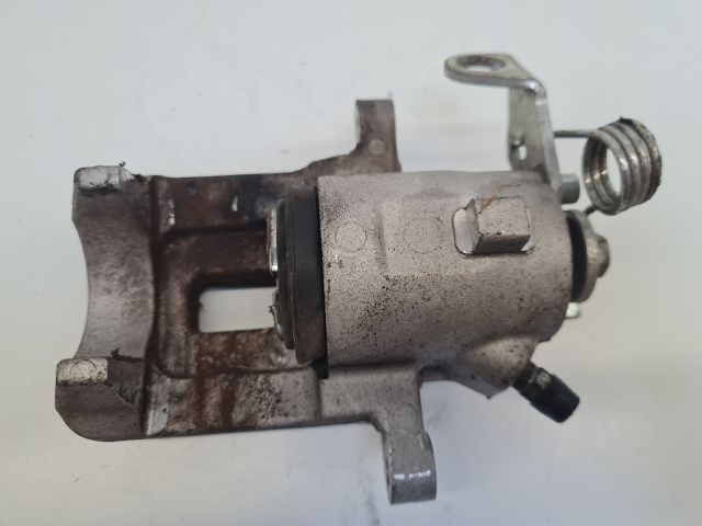 bontott VW BORA Bal hátsó Féknyereg Munkahengerrel