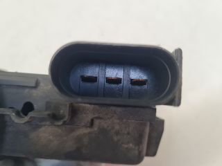 bontott VW BORA Biztosítéktábla Motortér