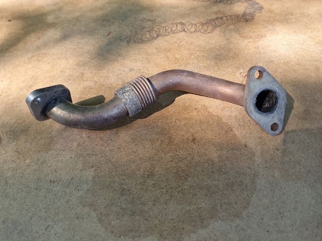 bontott VW BORA EGR Hűtő Cső