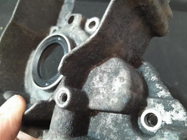 bontott VW BORA Első Főtengely Szimmeringház