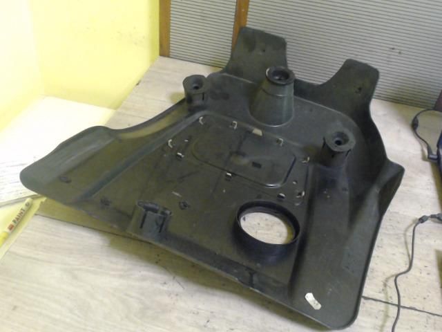 bontott VW BORA Felső Motorburkolat