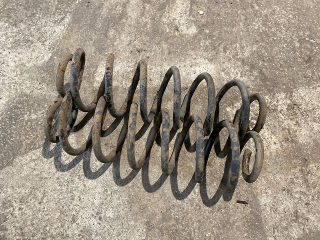 bontott VW BORA Hátsó Rugó Pár