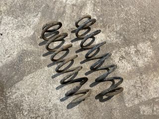 bontott VW BORA Hátsó Rugó Pár