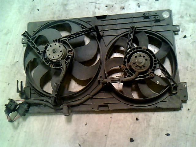 bontott VW BORA Hűtőventilátor