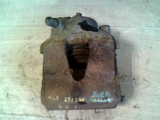 bontott VW BORA Jobb első Féknyereg Munkahengerrel