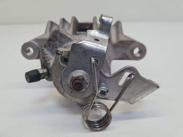 bontott VW BORA Jobb hátsó Féknyereg Munkahengerrel