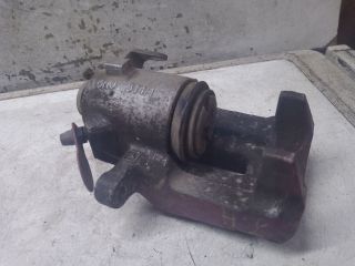 bontott VW BORA Jobb hátsó Féknyereg Munkahengerrel