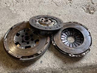 bontott VW BORA Kettős tömegű Lendkerék