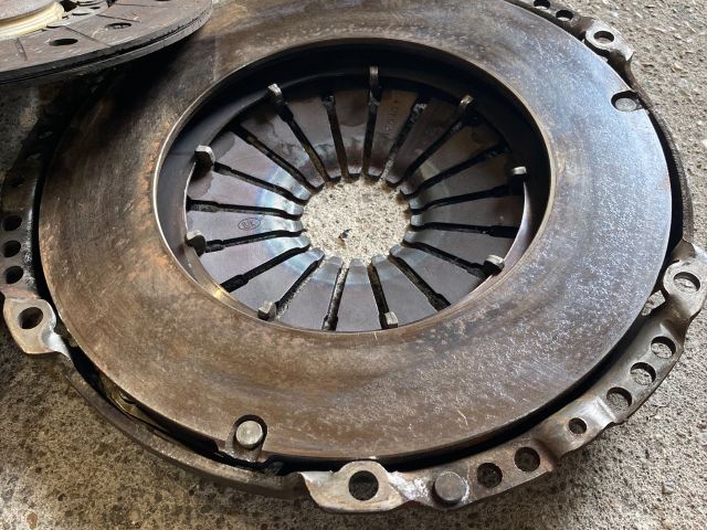 bontott VW BORA Kettős tömegű Lendkerék