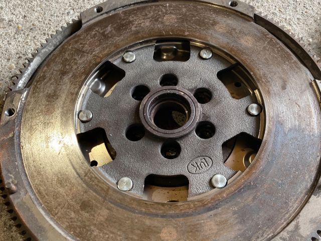 bontott VW BORA Kettős tömegű Lendkerék