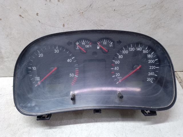 bontott VW BORA Kilométeróra