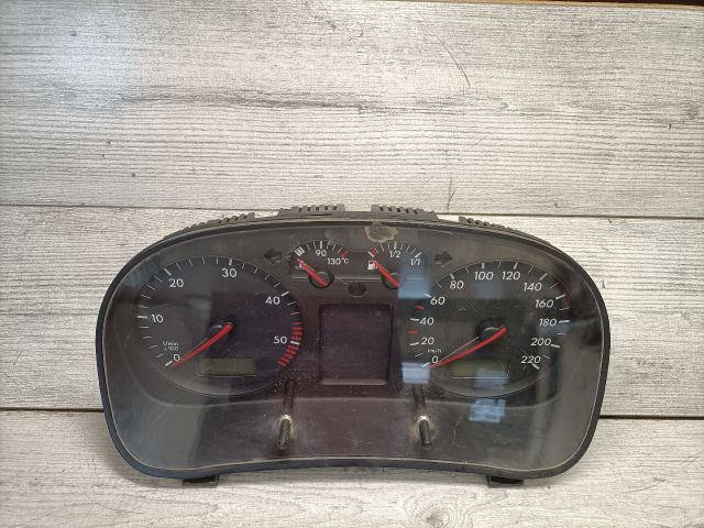 bontott VW BORA Kilométeróra