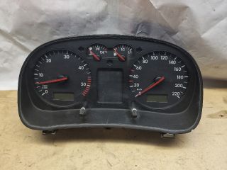 bontott VW BORA Kilométeróra