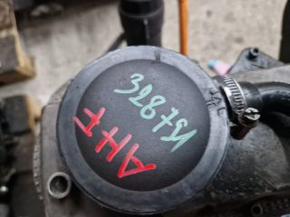 bontott VW BORA Motor (Fűzött blokk hengerfejjel)