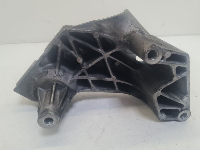 bontott VW BORA Motor Tartó Bak (Fém)