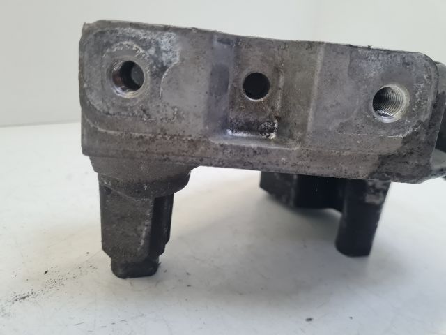 bontott VW BORA Motor Tartó Bak (Fém)