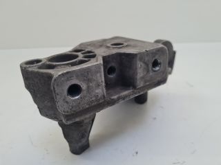 bontott VW BORA Motor Tartó Bak (Fém)