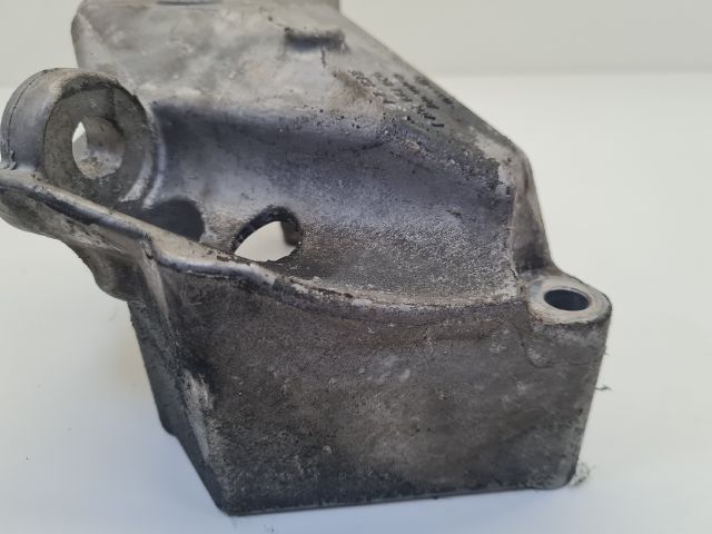 bontott VW BORA Motor Tartó Bak (Fém)
