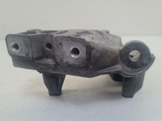 bontott VW BORA Motor Tartó Bak (Fém)