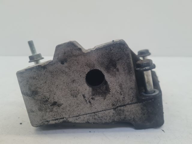 bontott VW BORA Motor Tartó Bak (Fém)