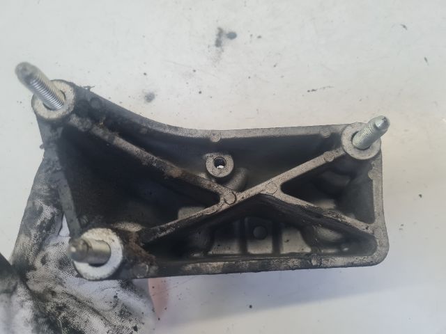 bontott VW BORA Motor Tartó Bak (Fém)