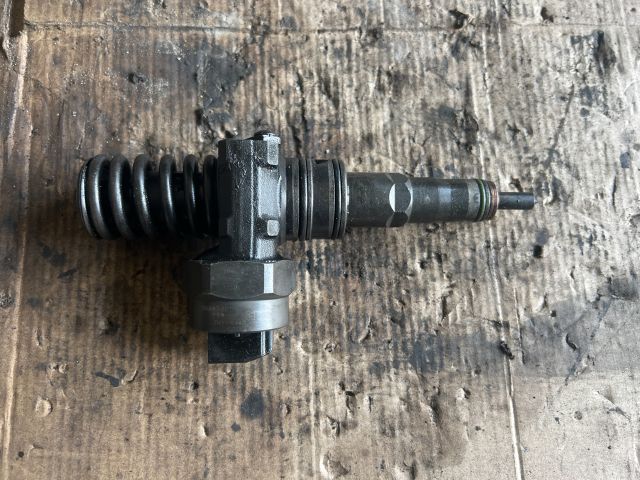 bontott VW BORA Porlasztó (1 db)