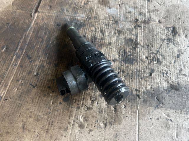 bontott VW BORA Porlasztó (1 db)