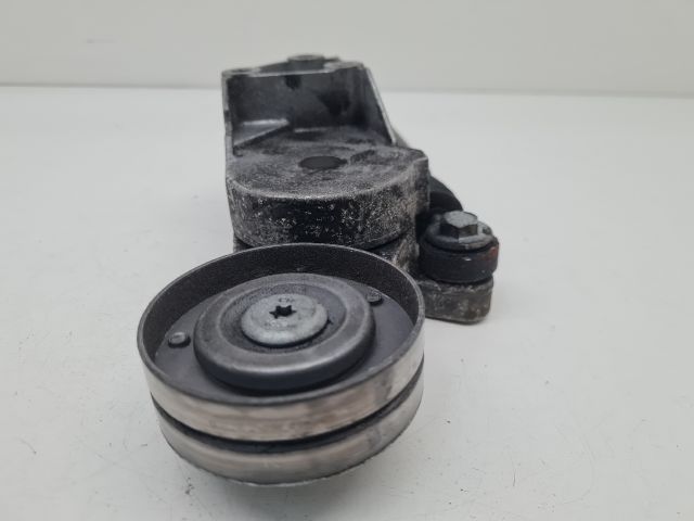 bontott VW BORA Szíjfeszítő Görgő