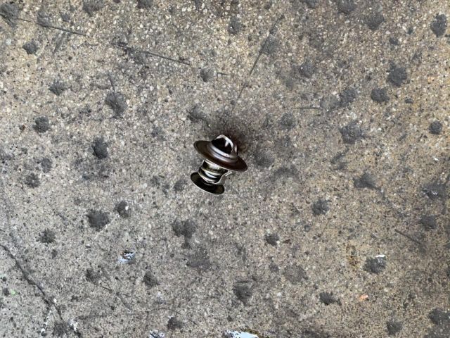 bontott VW BORA Termosztát