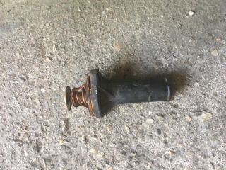 bontott VW BORA Termosztátház