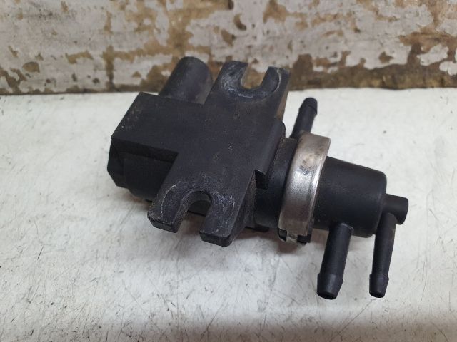 bontott VW BORA Turbó Vákum Szelep