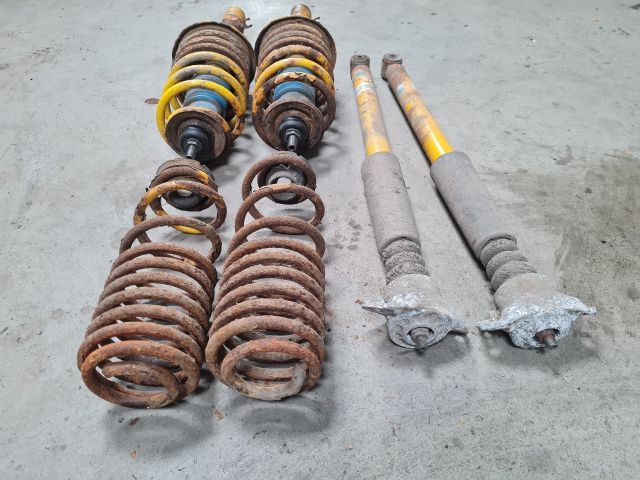 bontott VW BORA Ültetőrugó Szett