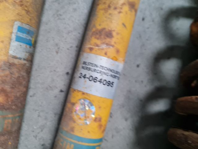 bontott VW BORA Ültetőrugó Szett