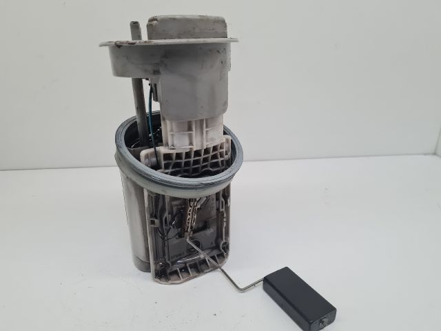 bontott VW BORA Üzemanyag Szivattyú