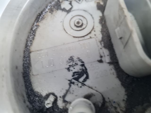 bontott VW BORA Üzemanyag Szivattyú