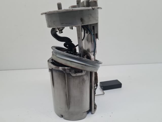 bontott VW BORA Üzemanyag Szivattyú