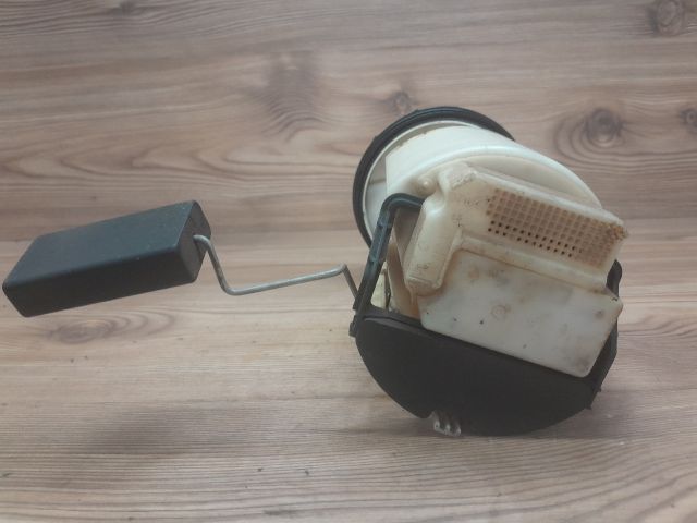 bontott VW BORA Üzemanyag Szivattyú