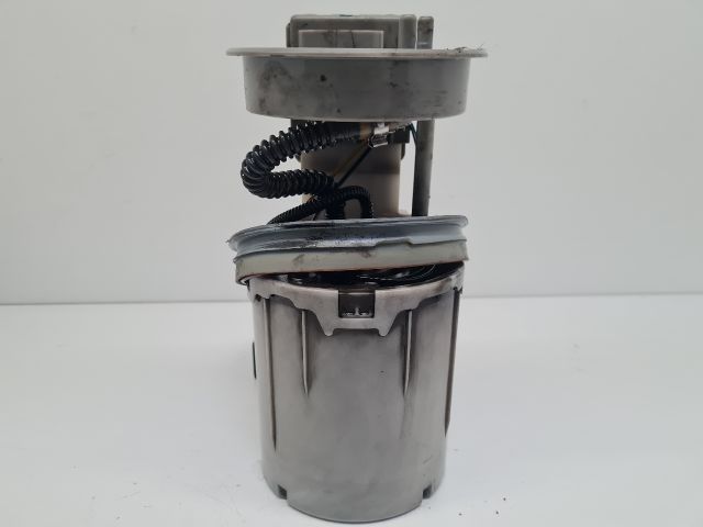 bontott VW BORA Üzemanyag Szivattyú