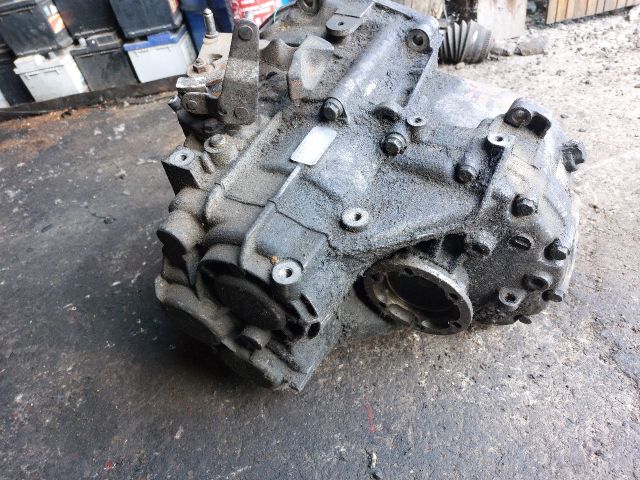 bontott VW BORA Váltó (Mechanikus)