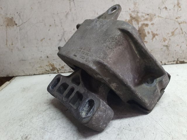 bontott VW BORA Váltó Tartó Bak (Pozíciófüggetlen)