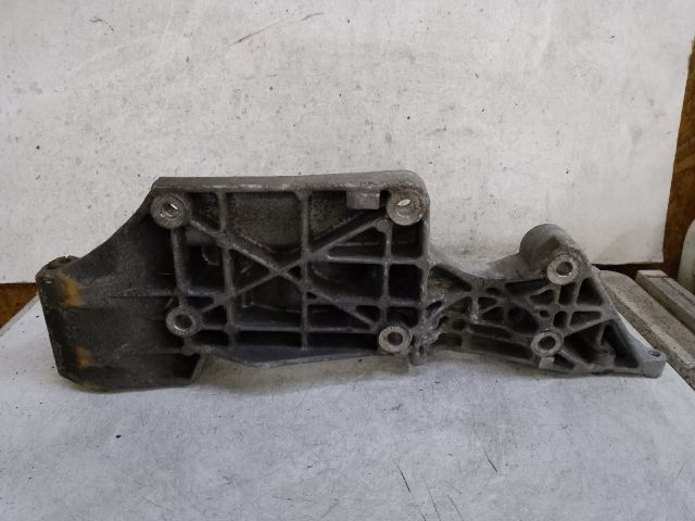 bontott VW BORA Generátor Tartó Bak