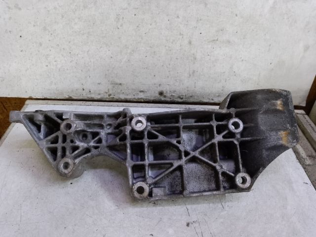 bontott VW BORA Generátor Tartó Bak