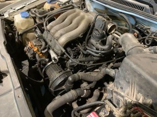 bontott VW BORA Motor (Fűzött blokk hengerfejjel)