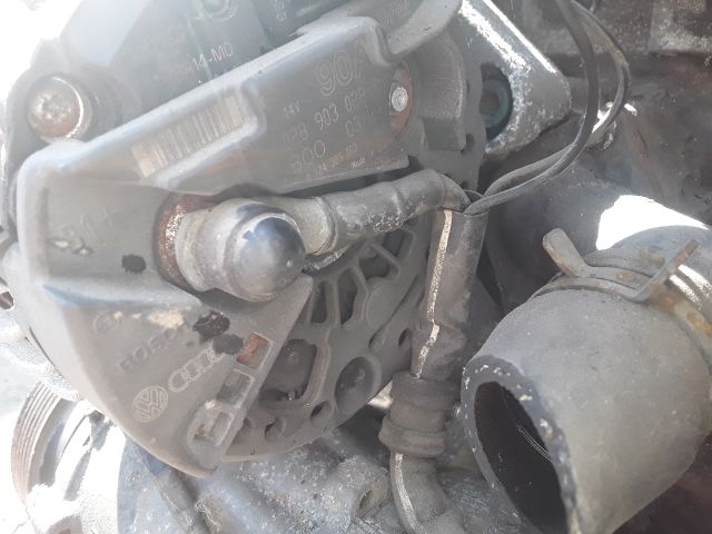 bontott VW BORA Motor (Fűzött blokk hengerfejjel)